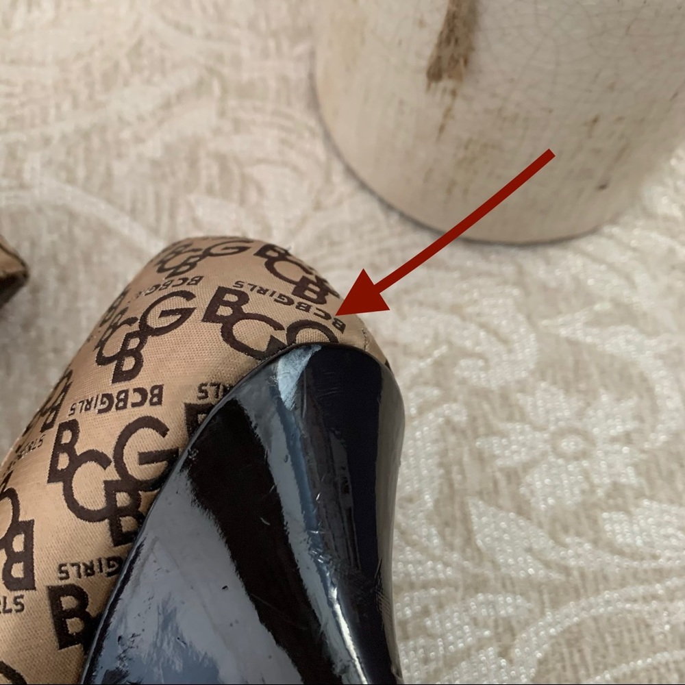 ‼️CLEARANCE‼️Now $12! BCBGirls wedge shoes - Picture 4 of 4